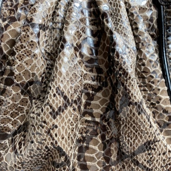 Liz Claiborne Faux Snakeskin Handbag Side Pockets W/ Matching Change Purse NWOT - Picture 7 of 10